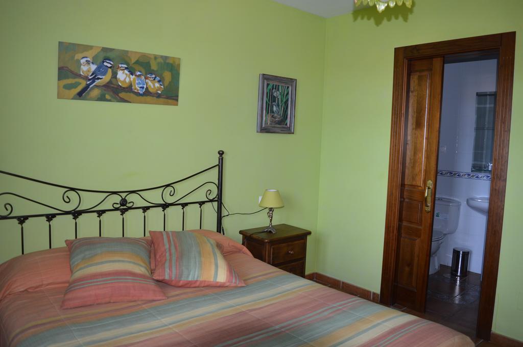 Hostal La Casona de Quintes Exterior foto